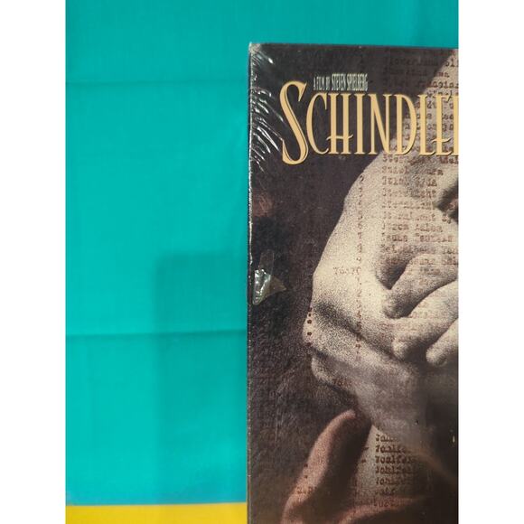 Schindler's List (VHS, 2-Tape Set) NEW SEALED - Picture 2 of 7